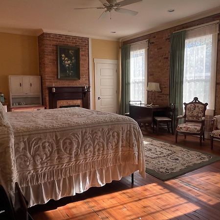 Tanglewood Inn Greenville Bagian luar foto