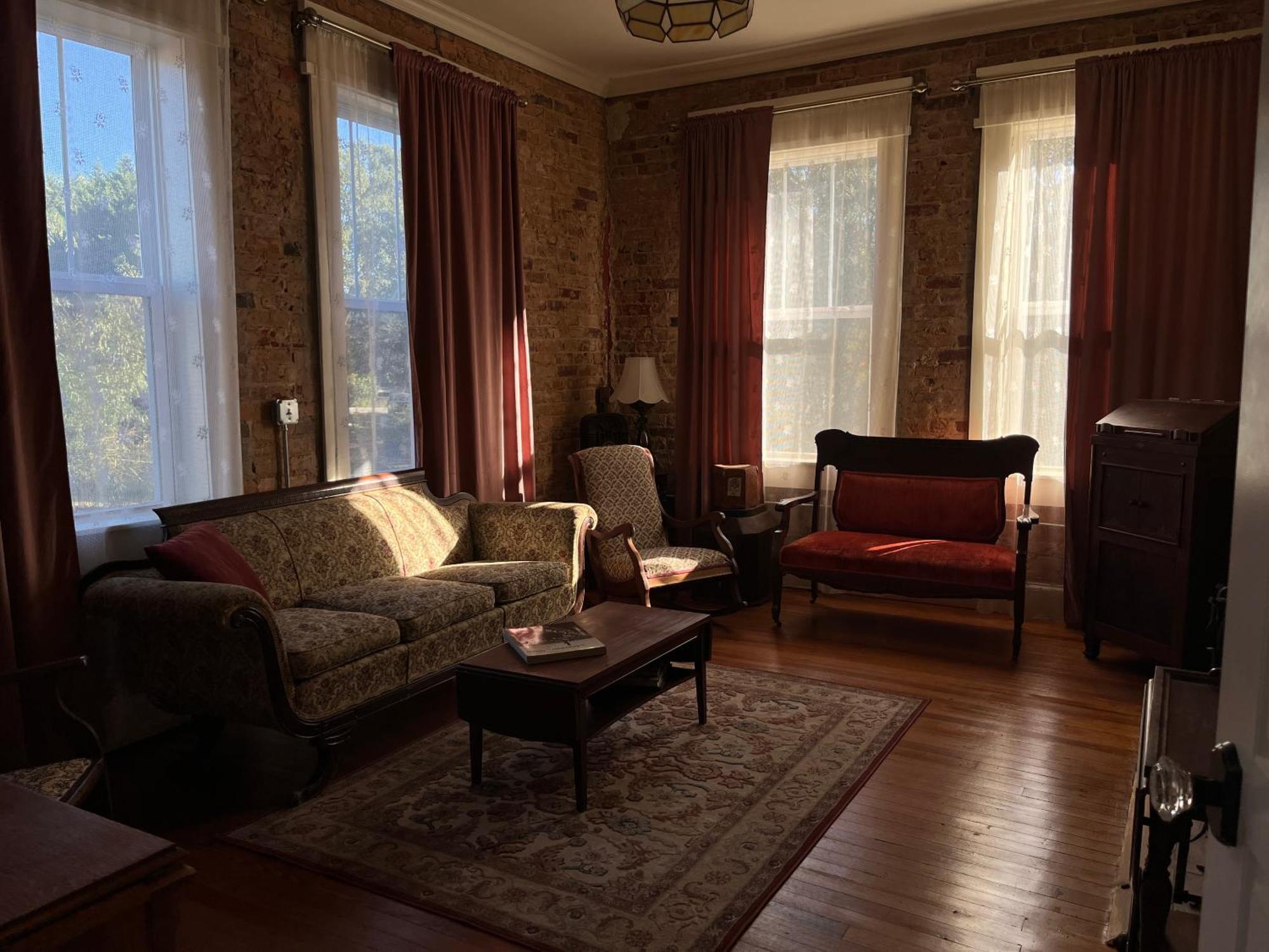Tanglewood Inn Greenville Bagian luar foto