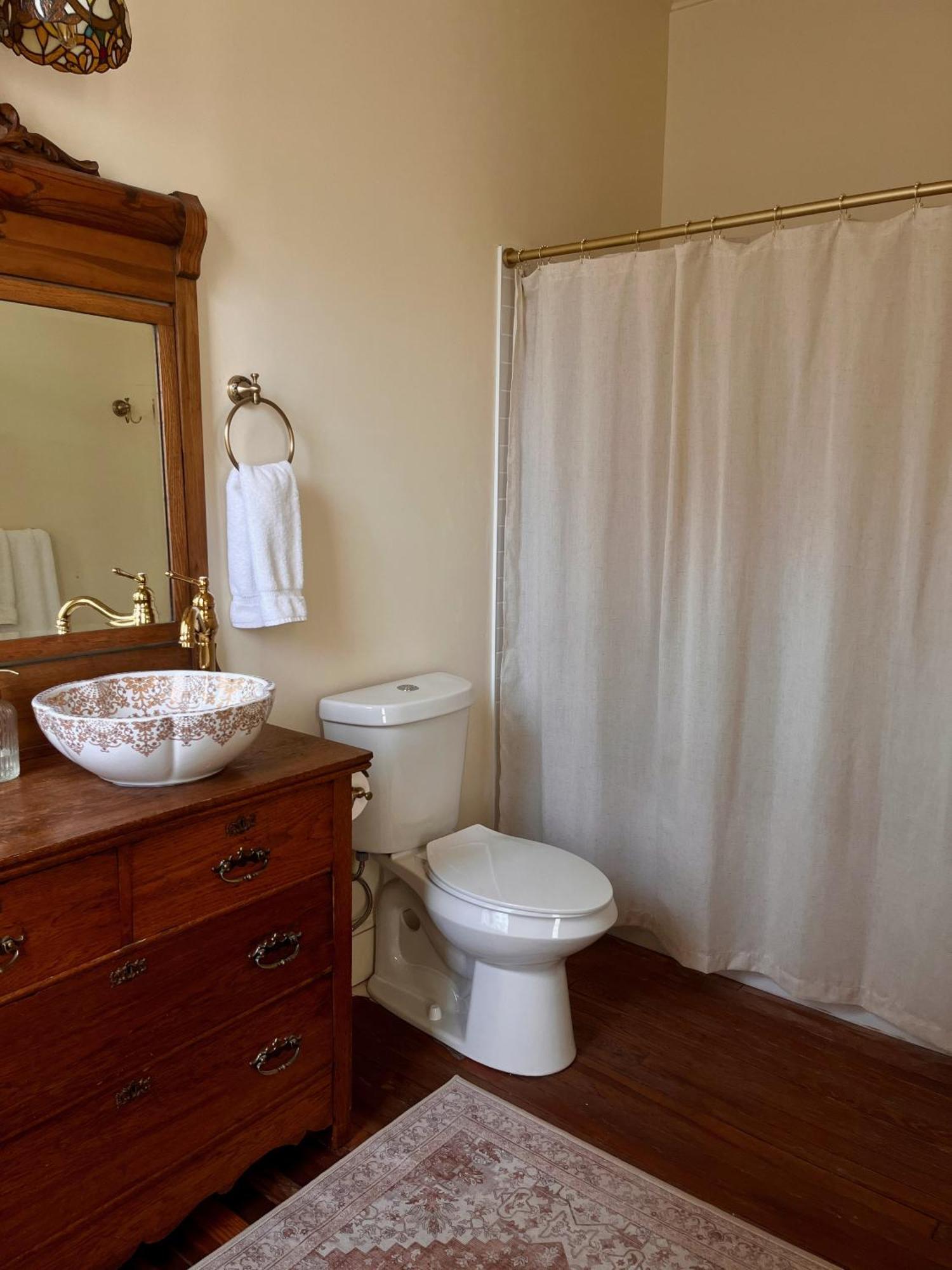 Tanglewood Inn Greenville Ruang foto